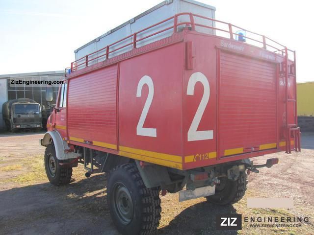 1986 Unimog  435/11 4x4 fire truck Van or truck up to 7.5t Ambulance photo