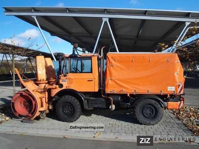 1990 Unimog  U650 with snow blower Van or truck up to 7.5t Chassis photo