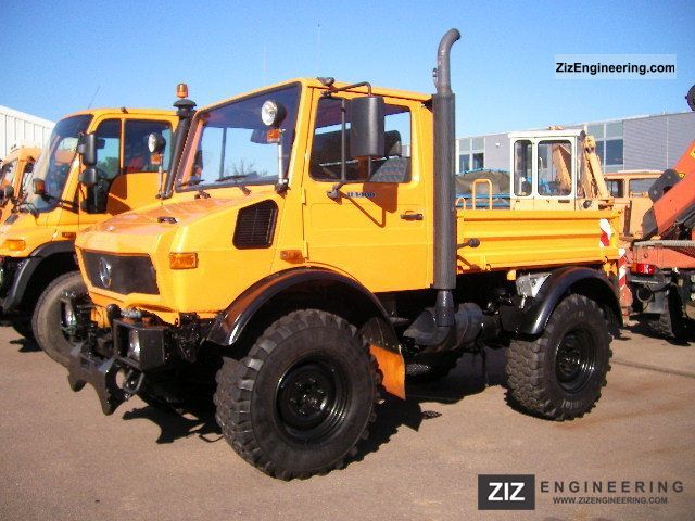 1998 Unimog  U 1400 Truck over 7.5t Three-sided Tipper photo