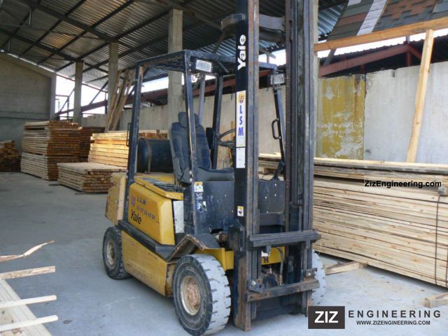 2005 Yale  GPL30 Forklift truck Front-mounted forklift truck photo