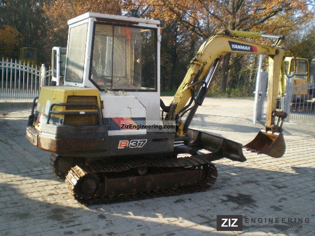 1995 Yanmar  B37 Steel Chain Mini Excavator Construction machine Mini/Kompact-digger photo