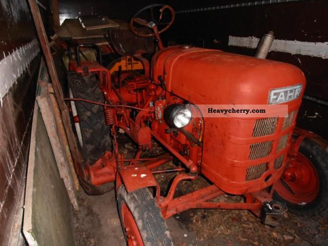 2011 Fahr  d12 Agricultural vehicle Tractor photo