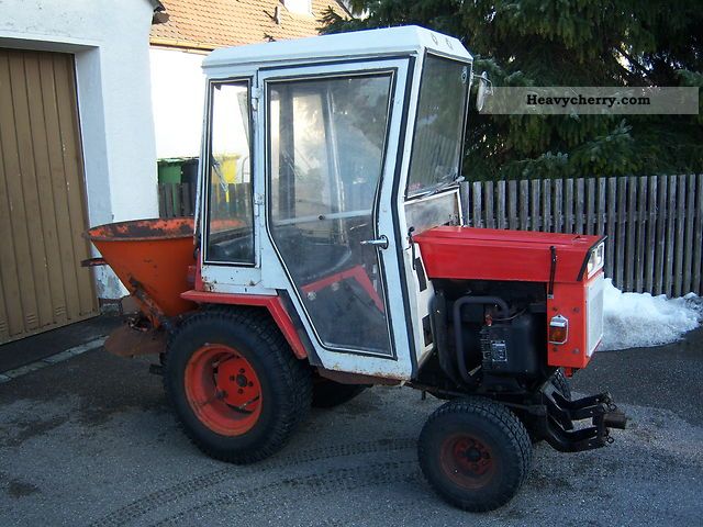 2011 Hako  2000V with accessories Agricultural vehicle Tractor photo