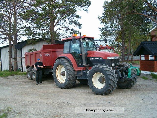 2011 New Holland  G210 Agricultural vehicle Farmyard tractor photo