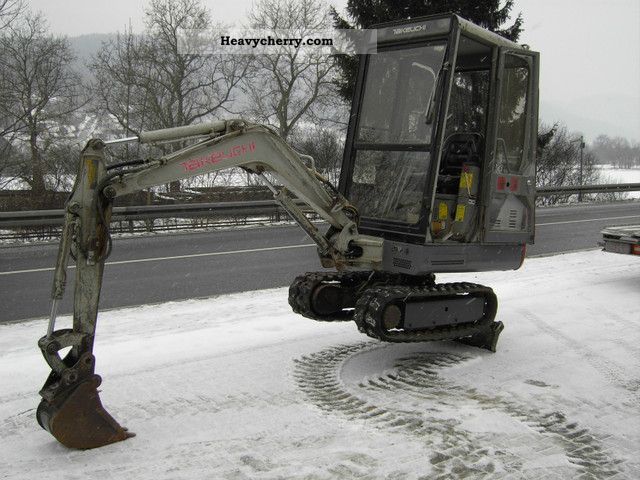 1998 Takeuchi  TB 015 Construction machine Mini/Kompact-digger photo