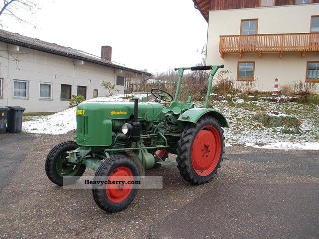 1959 Fendt  Dieselross + rear hydraulic + good condition Agricultural vehicle Tractor photo