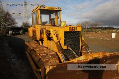 2011 Hanomag  D 600 C Construction machine Dozer photo