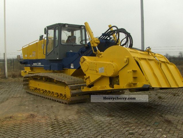 1993 Komatsu  CS 360 Construction machine Compactor photo