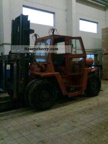 2011 Clark  c500ys200lpg Forklift truck Front-mounted forklift truck photo