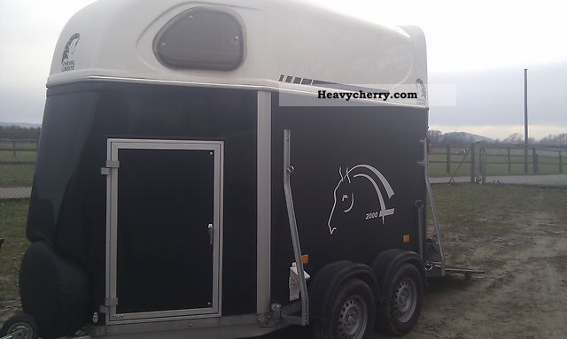 2010 Cheval Liberte  2001 S Trailer Cattle truck photo