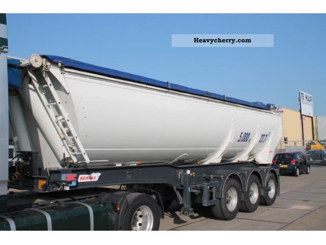 2008 Benalu  7.27 astro runner cub Semi-trailer Tipper photo