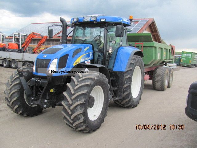 2007 New Holland  T 7540 Agricultural vehicle Tractor photo