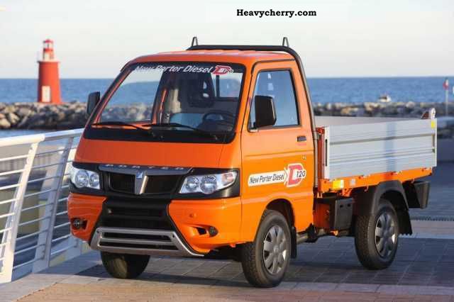 2012 Piaggio  Porter, diesel trucks based ABS Van or truck up to 7.5t Other vans/trucks up to 7 photo