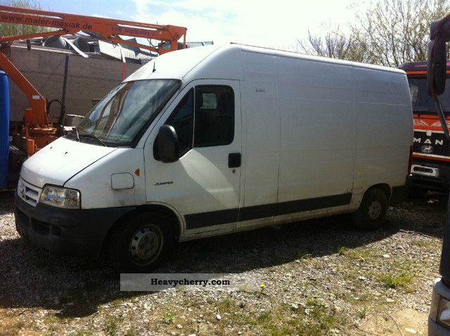 2004 Citroen  Citroën Jumper Van or truck up to 7.5t Box-type delivery van - high and long photo