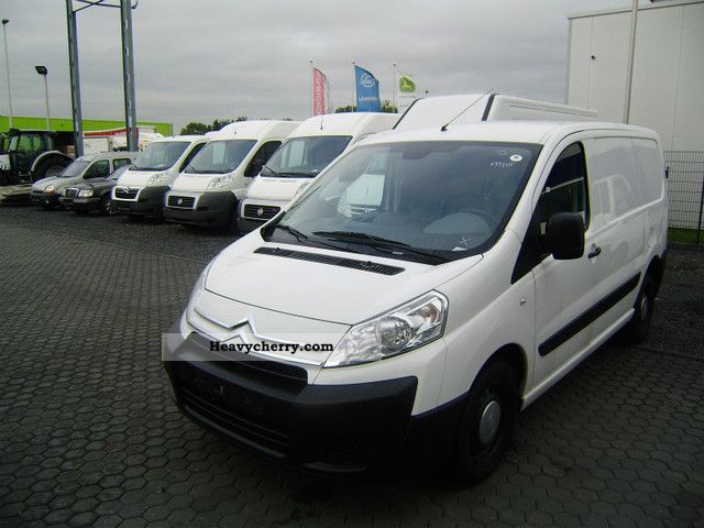 2010 Citroen  Citroen Jumpy 1.6 HDi 90 L1H1 climate PDC wood floor Van or truck up to 7.5t Box-type delivery van photo