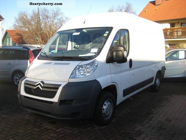 2010 Citroen  Citroën Jumper L2H2 HDI 100 climate week 30 PDC Van or truck up to 7.5t Box-type delivery van photo