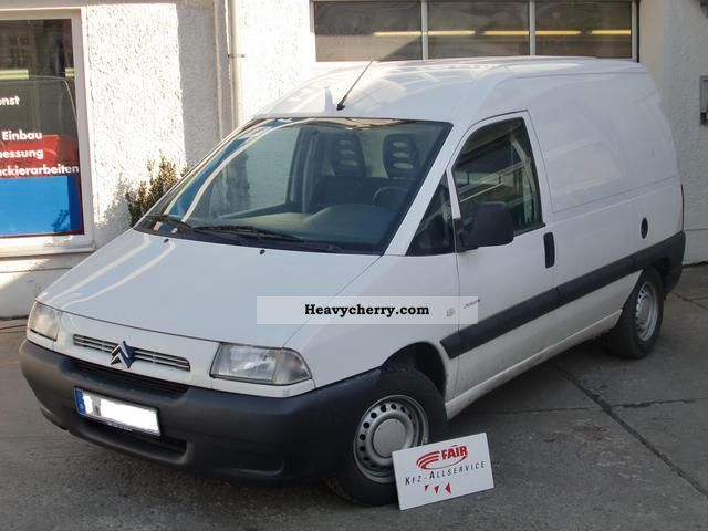 2003 Citroen  Citroën Jumpy Van or truck up to 7.5t Box-type delivery van photo
