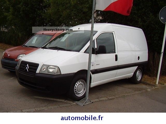 2004 Citroen  Citroen Citroen Jumpy 1.9 D Fourgon Confort Van or truck up to 7.5t Box-type delivery van photo