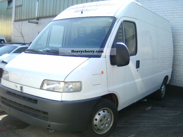 2001 Fiat  Bravo Van or truck up to 7.5t Box-type delivery van photo