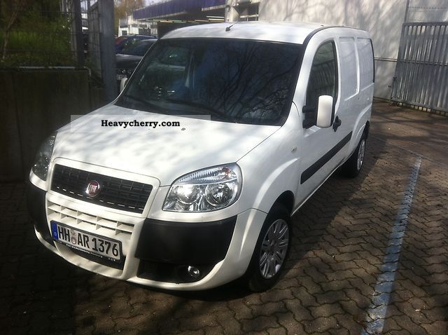 2008 Fiat  Doblo Maxi with shelving system Van or truck up to 7.5t Box-type delivery van photo