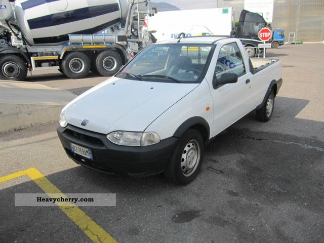 2002 Fiat  Strada Van or truck up to 7.5t Stake body photo