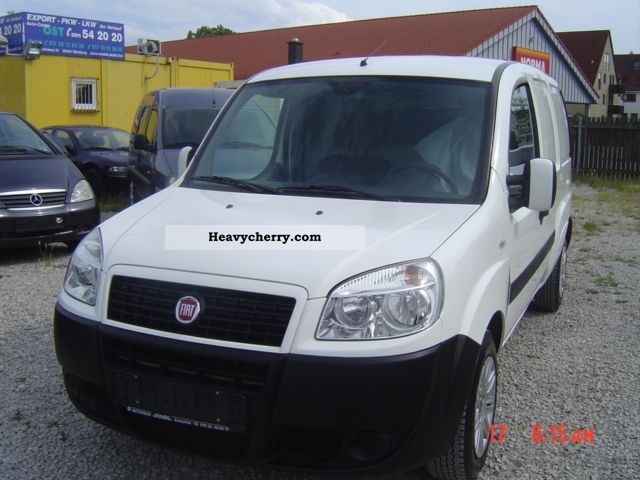 2009 Fiat  Doblo CARGO MAXI 1.4BENZIN truck 1.HAND! EURO 4! Van or truck up to 7.5t Box-type delivery van - long photo