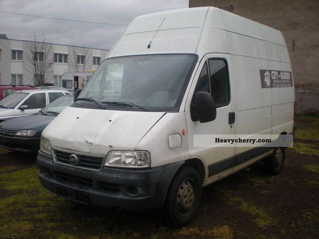 2003 Fiat  Ducato 2.8 244L high, trailer hitch, I-hand Van or truck up to 7.5t Box-type delivery van - high photo