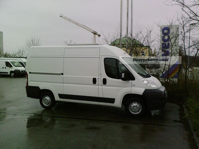 2011 Fiat  Ducato 33 L2H2 130 Mj € 5 Van or truck up to 7.5t Box-type delivery van - high photo