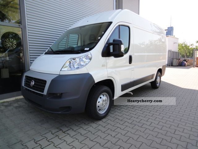 2011 Fiat  Ducato L2H2 120PS Van or truck up to 7.5t Box-type delivery van - high and long photo