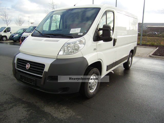 2011 Fiat  Ducato 28 L1H1 100 Mjet 250SL10 WEATHER TIRES Van or truck up to 7.5t Box-type delivery van photo