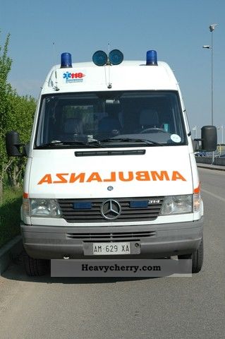 1999 Mercedes-Benz  Ambulance Sprinter 2.3 d Van or truck up to 7.5t Ambulance photo