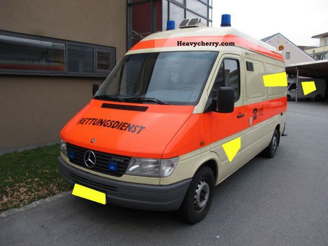 1998 Mercedes-Benz  310 D RTW Van or truck up to 7.5t Ambulance photo