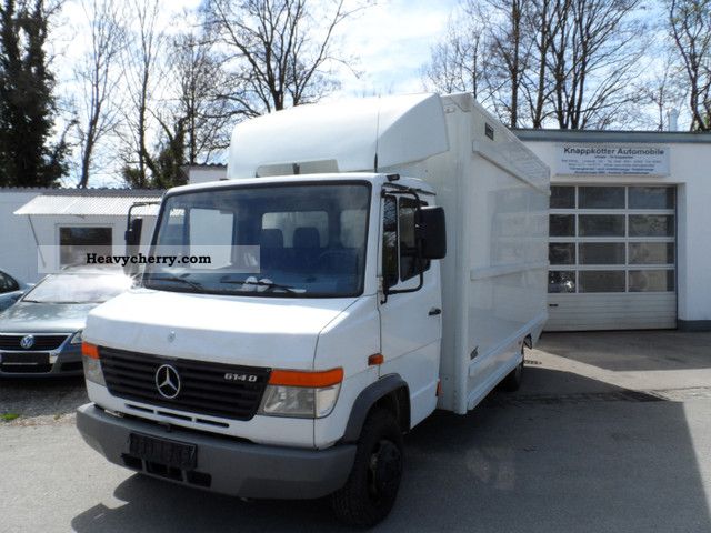 2006 Mercedes-Benz  Vario 614D Flensburg case Van or truck up to 7.5t Box photo