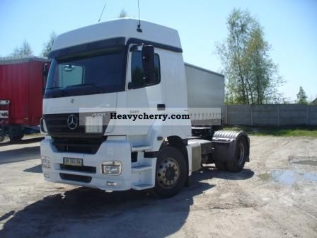 2009 Mercedes-Benz  AXOR 1840 ADR Semi-trailer truck Standard tractor/trailer unit photo