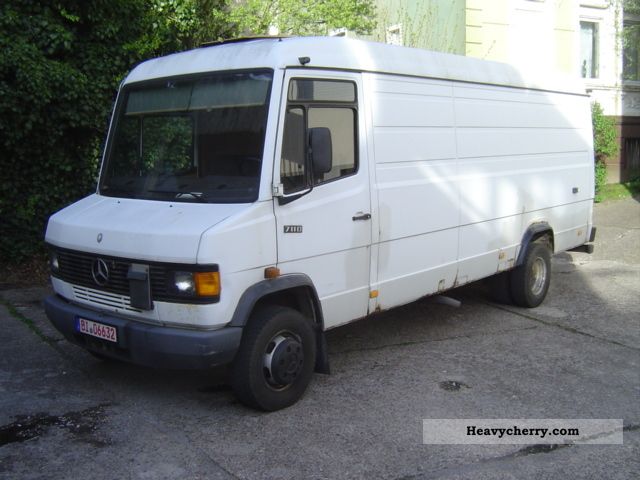 Mercedes-Benz 711 D Maxi 1990 Box-type delivery van - high and long Photo  and Specs