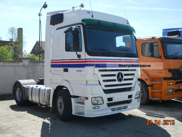 2005 Mercedes-Benz  Actros 1850 Semi-trailer truck Standard tractor/trailer unit photo