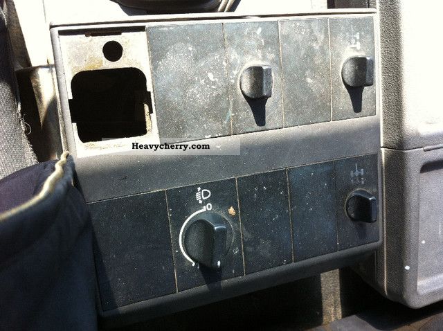 Mercedes-Benz 2426 V8 no 2629 1991 Tipper Truck Photo and Specs