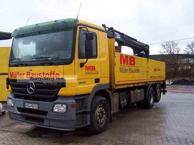 2005 Mercedes-Benz  2546 6X2 HIAB 166 crane Truck over 7.5t Stake body photo