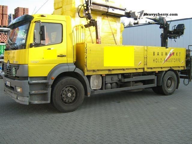 2002 Mercedes-Benz  1828 L Lorry crane € 3 Truck over 7.5t Stake body photo