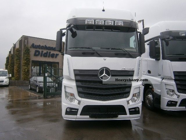 Mercedes benz new actros 2011 trucks #6