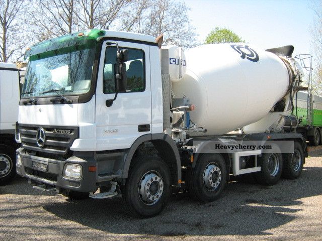 2006 Mercedes-Benz  Actros 3236.8 X4, CIFA 9m3, Manual Truck over 7.5t Cement mixer photo