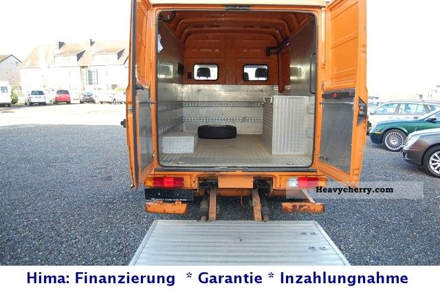 Mercedes Benz 609 Pops Up Only 63000 Km Liftgate 1991 Box Type