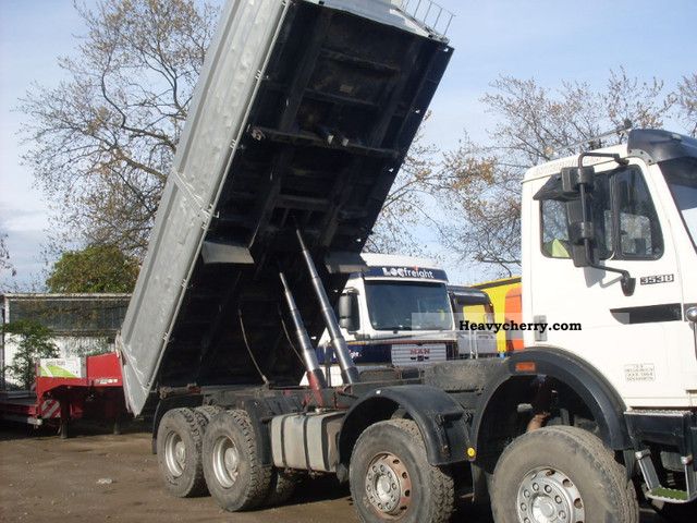 1992 Mercedes-Benz  3538 8X4 Truck over 7.5t Tipper photo