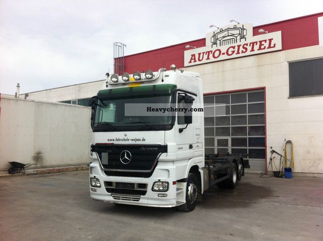 2008 Mercedes-Benz  Actros 2546 6x2 driving school Megaspace Retarder Truck over 7.5t Swap chassis photo
