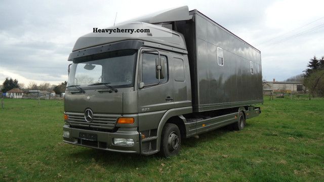 Mercedes atego horsebox #3