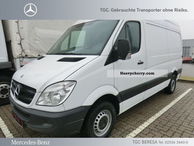 2009 Mercedes-Benz  Sprinter 311/36 CDI KA, trailer hitch, NSW / aSp. Van or truck up to 7.5t Box-type delivery van photo