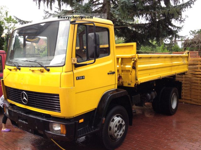 1991 Mercedes-Benz  1314 tipper 3 pages Truck over 7.5t Tipper photo