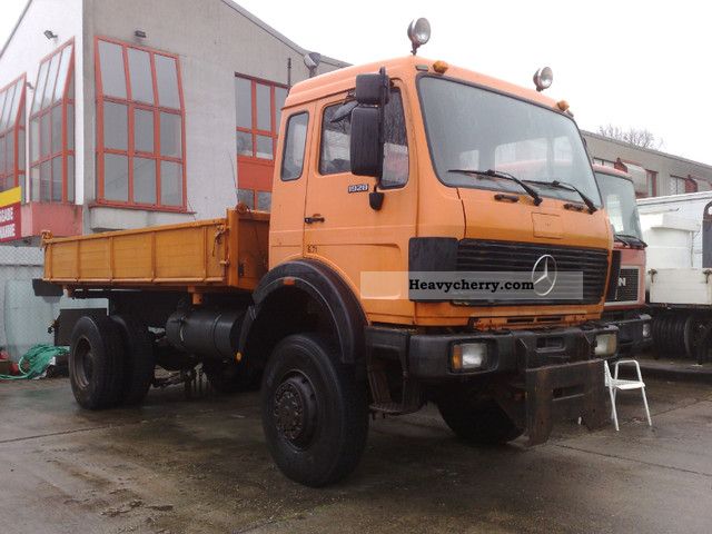 1989 Mercedes-Benz  A 1928 V-8 engine, SHEET / SHEET Truck over 7.5t Tipper photo