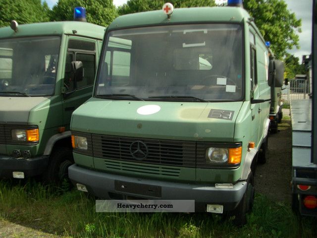 1988 Mercedes-Benz  609 D KA ambulance NEW ARRIVALS Van or truck up to 7.5t Ambulance photo