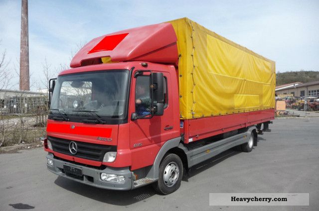 2006 Mercedes-Benz  815 Truck over 7.5t Stake body and tarpaulin photo
